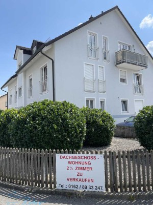 Charmante 2,5-Zimmer Dachgeschosswohnung in Altdorf