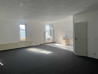 KOMFORTABLES ZUHAUSE MITTEN IN ZENTRUM