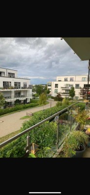 Exklusive, geräumige und neuwertige 3-Zimmer-Wohnung mit Balkon und Einbauküche in Bonn