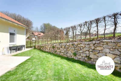 Erstbezug nach Sanierung: 4-Zimmer-Gartenwohnung mit Reiheneckhaus-Charakter