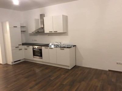 Sanierte Anlegerwohnung: 94 m² mit 200 m² Grundstück