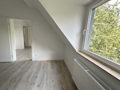 Modern und top aufgeteilt! 2R DG Wohnung ruhig und top angebunden!