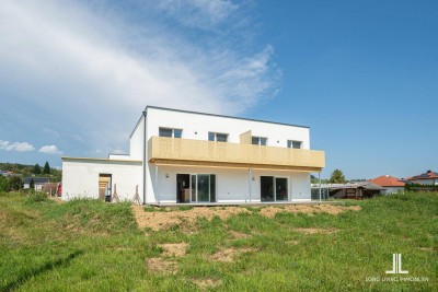 PROVISIONSFREIER ERSTBEZUG -Moderne Doppelhaushälfte - inklusive zwei Carportstellplätze - baldige Fertigstellung