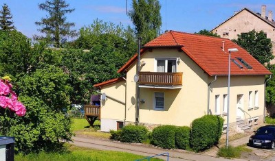 Ansprechende 2-Zimmer-DG mit Einbauküche in Lutherstadt Eisleben