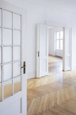 INVEST: Stilvoller Altbauklassiker – Vermietete 5-Zi.-Wohnung in bester Lage Wilmersdorfs!
