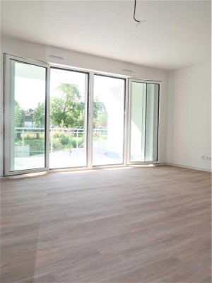 3-Zimmer-OG-Wohnung mit EBK, großem Balkon, TG-STP und Stellplatz im Freien