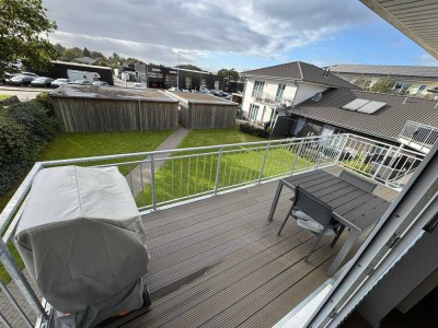 Hochwertige 3‑Zimmer Wohnung im 2. OG mit großem Balkon in Husum