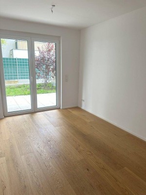 Moderne Gartenwohnung bei der Kirche Atzgersdorf.