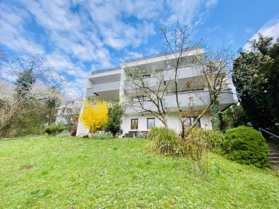 Sanierte 3-Zimmer-Wohnung mit Terrasse und EBK in Stuttgart