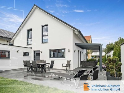 Einziehen und Wohlfühlen - 
Neubau aus 2016 mit PV und Speicher