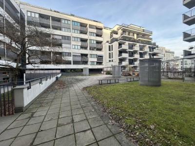 Bright 3-Room Apartment with Southeast-Facing Loggia in Prime Location – Near U1 Kagran &amp; Donauzentrum