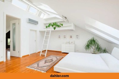 Loftartige Dachgeschosswohnung nahe Hackescher Markt