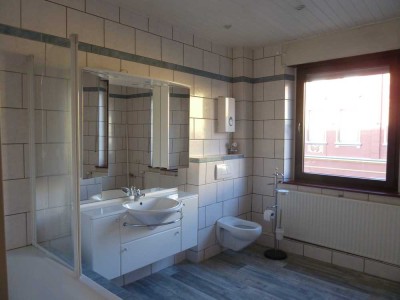 Schöne 3-Raum-Wohnung, vollständig renoviert in Mönchengladbach