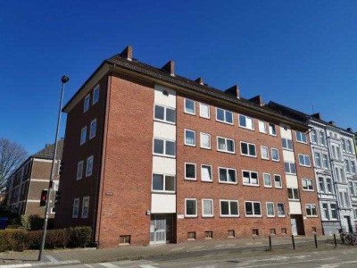 Singlewohnung! Tolle 2 Zimmer EG-Whg. mit Loggia in Top-Lage