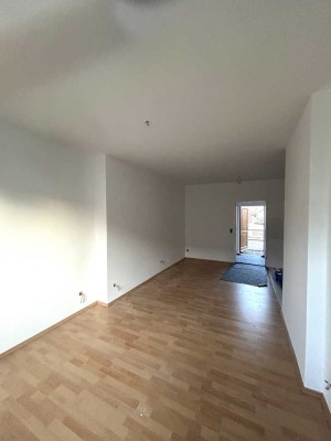 * gemütliche 1 Zimmer Wohnung *