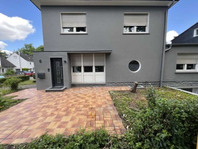 Geschmackvolle 3-Raum-Erdgeschosswohnung mit Terrasse und Garten in Do-Gartenstadt, Erstbezug
