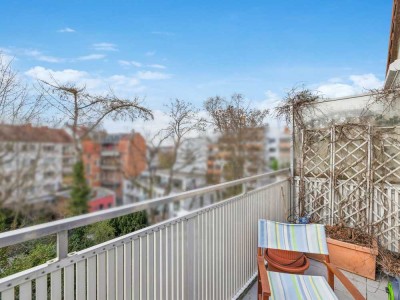 Im Grünen gelegene 3-Zimmer Maisonette-Wohnung im 4. OG in Nürnberg-Kleinweidenmühle