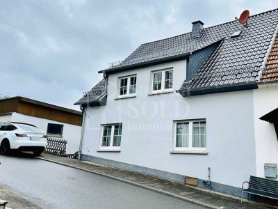 Gepflegte Doppelhaushälfte, 15 Minuten von St. Wendel - mit Garten Garage, Carport