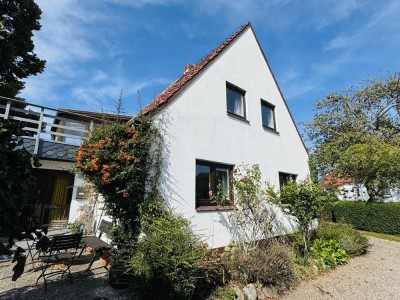 Ein Platz zum Aufatmen: Haus mit Blick über Schlei und Felder