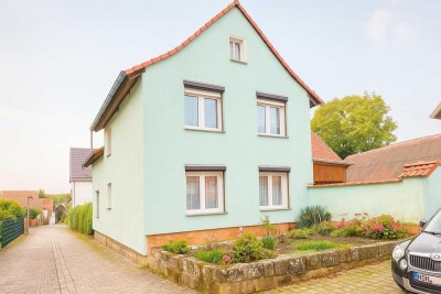 LANDLEBEN PUR! Immobilie mit Scheune und schönem Garten