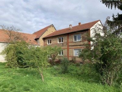 ***EINFAMILIENHAUS IN GUTER LAGE***