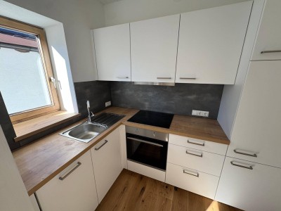 Komplett renovierte schöne und helle 2,5-Zimmer Wohnung mit Balkon in Westendorf 1.12.