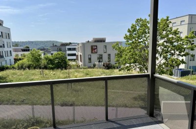 Balkon, Küche, Erstbezug: Großzügige, helle 2-Zi-Wohnung in traumhafter Lage von Saarbrücken