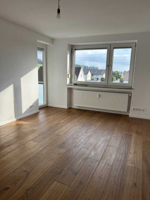 Schöne 3-Zi.-Wohnung mit Balkon in Boos