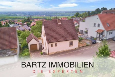 Entkerntes Einfamilienhaus mit Entfaltungspotenzial & eindrucksvollem Fernblick über die Rheinebene