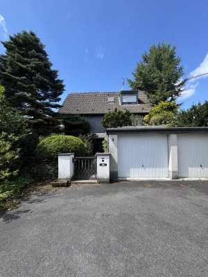 Freistehendes Einfamilienhaus in ruhiger, familienfreundlicher Lage