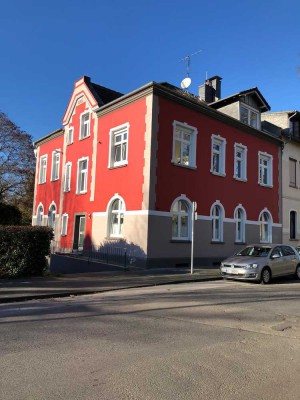 Traumhafte Dachgeschosswohnung in Toplage am Wallgarten in Uerdingen