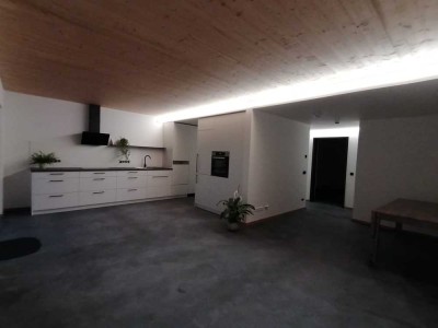 Stilvolle 3-Zimmer-EG-Wohnung mit Einbauküche in Karlsruhe