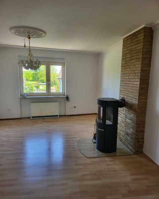 Erstbezug nach Sanierung: Freundliche 3-Raum-Wohnung in Kassel