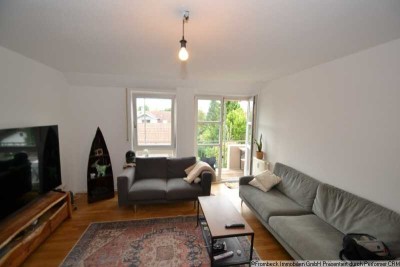Deisenhofen, 2 Zimmer Wohnung, Balkon, 2.OG mit Lift, EBK, TG