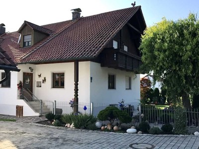 Günstige, gepflegte 5-Zimmer-Doppelhaushälfte in Wang