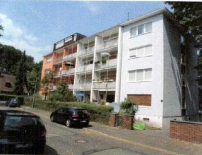 Lage. Lage. Lage. Einzimmerapartment mit Balkon in Nürnberg. Direkt am Dutzendteich.