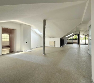 2-Zimmer-Dachgeschosswohnung mit Charme in Waldkraiburg