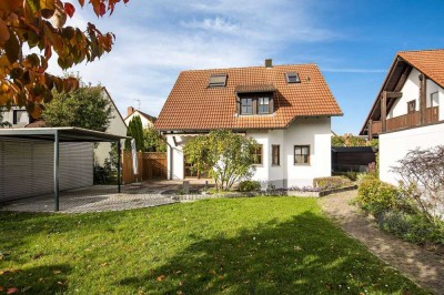 Charmantes Einfamilienhaus mit sonnigem Garten und großzügiger Raumaufteilung in Großgründlach