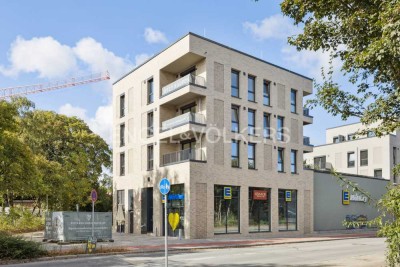 Exklusive Neubau-Dachgeschosswohnung mit Balkon und Dachgarten im Herzen von Ahrensburg