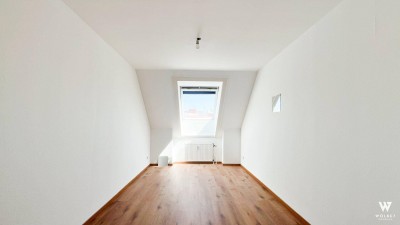 Helle und ruhige 4-Zimmer-Maisonette mit Loggia in Neubau I Nähe Donau