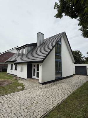Modernisiertes Einfamilienhaus mit großem Garten