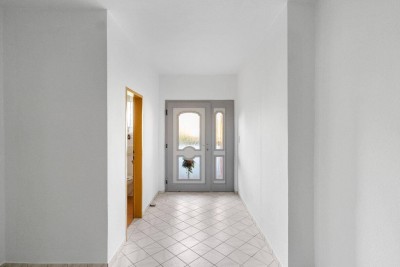 Vielseitiges Mehrfamilienhaus auf großem Grundstück und tollem Ausbaupotenzial