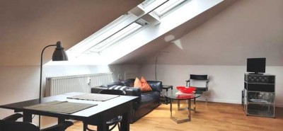 living smart - Möbliertes 1-Zimmer-Apartment nahe dem Nymphenburger Schloss