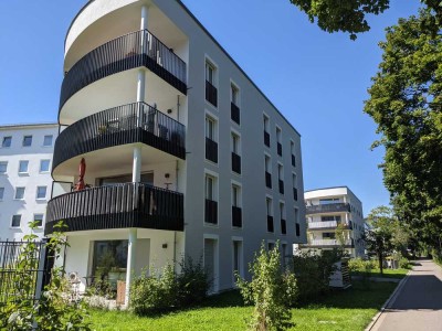 Geschmackvolle, neuwertige 2,5-Raum-Wohnung mit gehobener Innenausstattung mit Balkon in Ottobrunn