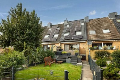 Saniertes Reihenmittelhaus mit Photovoltaikanlage in Neumünster