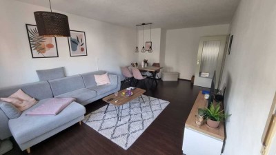 Gepflegte 3-Zimmer-Wohnung mit Süd-West Balkon und Einbauküche in Regensburg