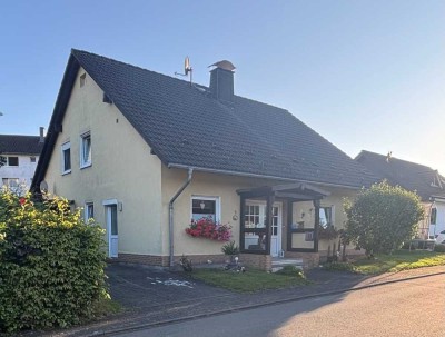 Sonnig und ruhig gelegen !
