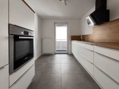 KL - Nähe Unionkino, 3 ZKB, 2 Balkone, Garage *RENOVIERT*