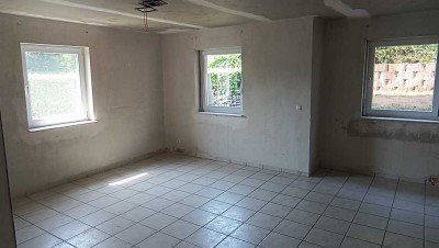 2-Zimmer-Wohnung mit Terrasse in Bad König -OT
