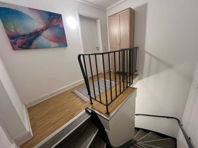Helle 4-Zimmer Maisonette-Wohnung mit Balkon in Bonn-Beuel
